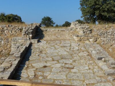 Canakkale: Half-Day Troy Tour - Walking the 3,700-year-old walls (and why they matter)